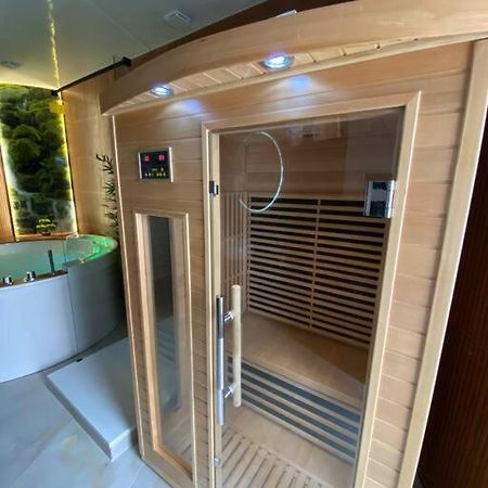 Esprit Bali ....Love Spa, Sauna De Luxe A Мюлуз Екстериор снимка